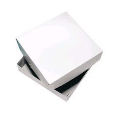 Picture of Pak à 100 taartdoos wit 30x30x4½ cm  
