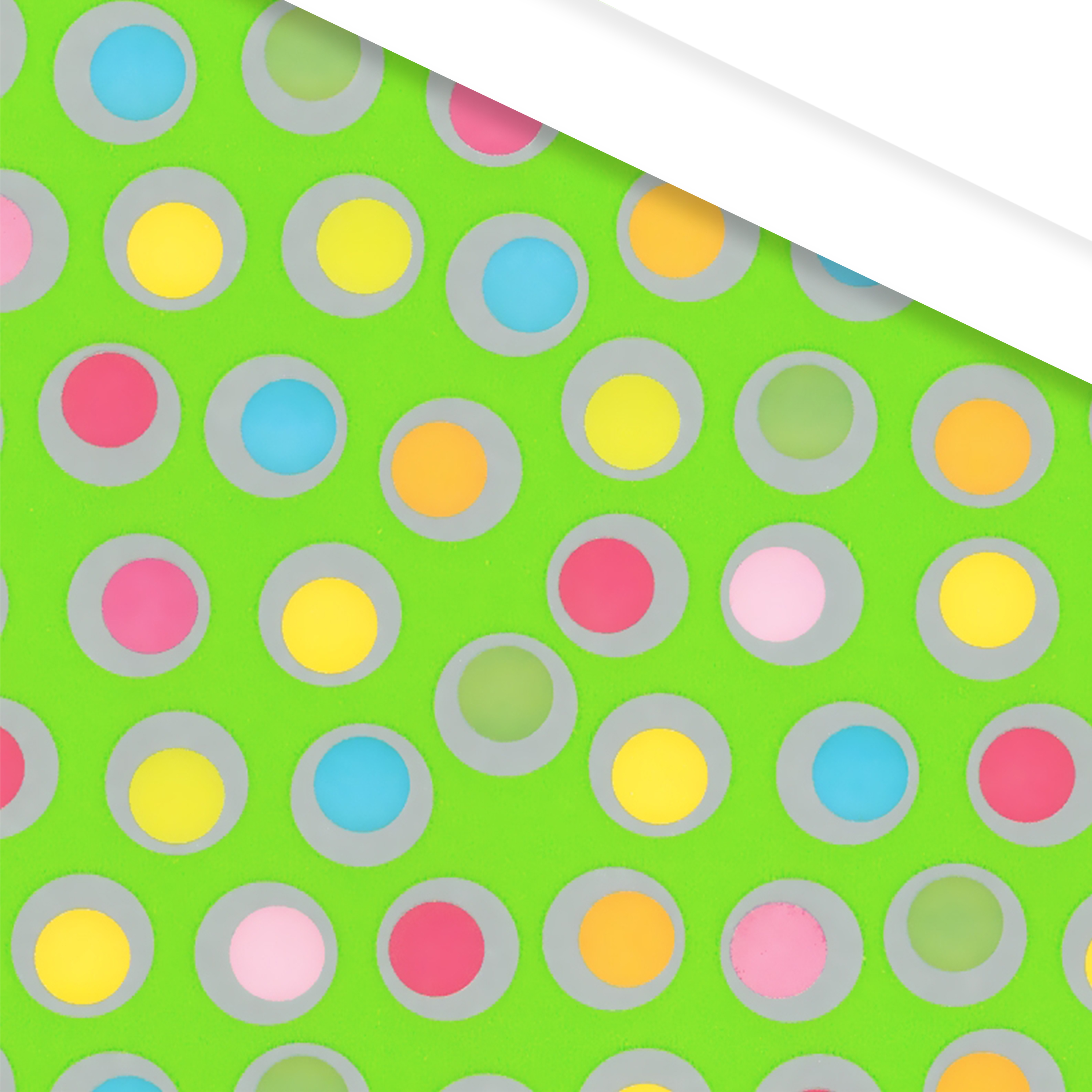 Afbeeldingen van  Rol kadopapier 50 cm/200 mtr groen met rondjes