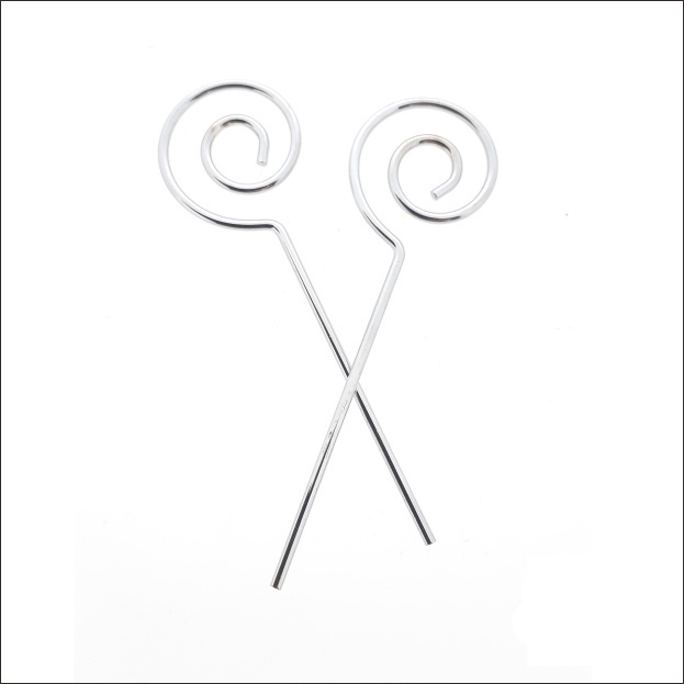 Afbeeldingen van Ds à 100 Sint stafje metaal zilver 8 cm (uc)